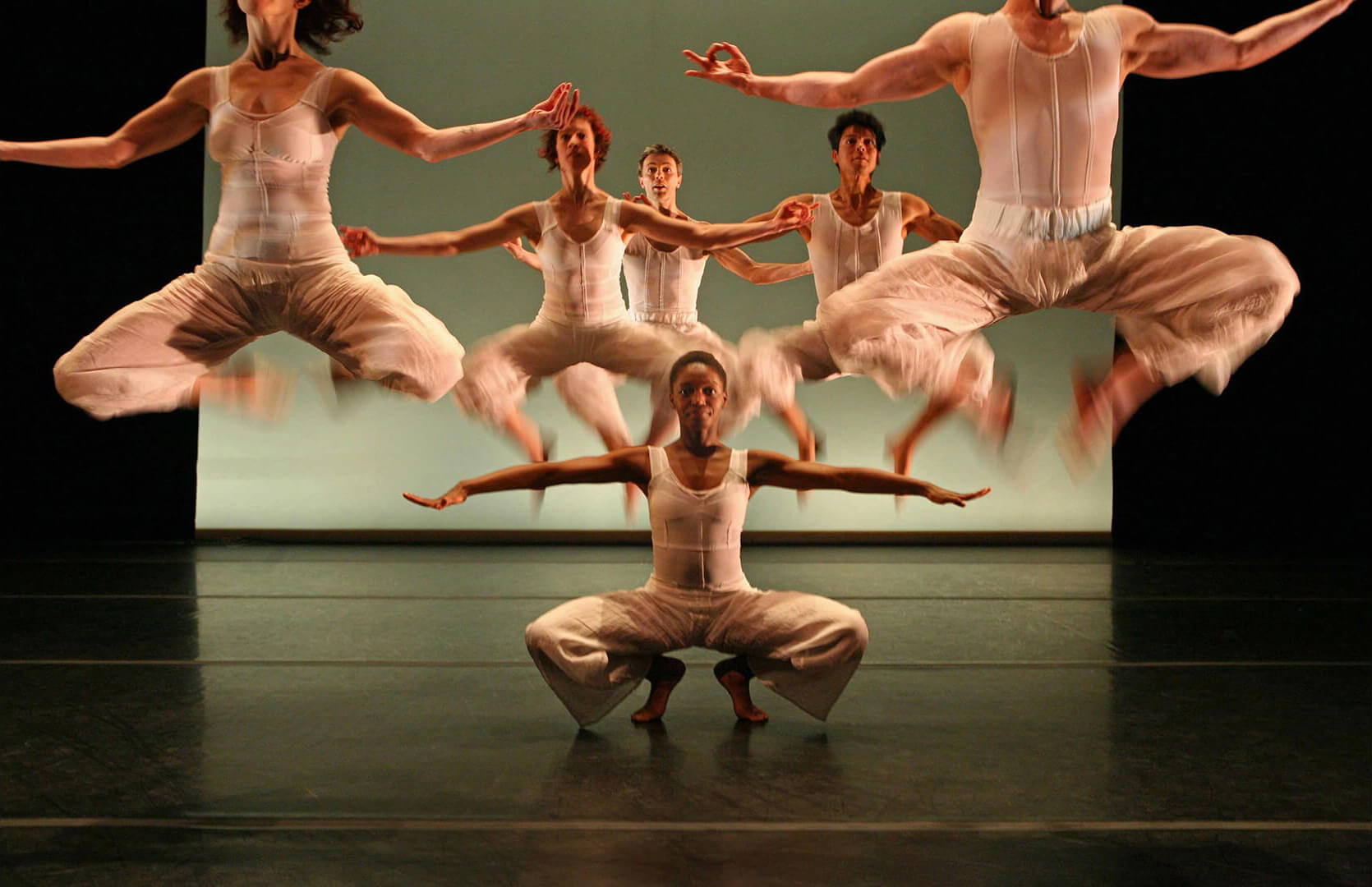 Sinha Danse 2011, A Matter Of Life And Breath. Image credit: Luc Senecal