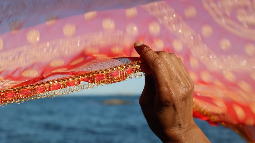 Aankh band ke dekho (Close your eyes and see) 2022 video still 2